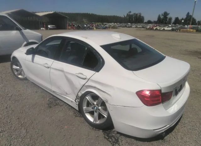 Photo 2 VIN: WBA3C3C50EPV90483 - BMW 3 SERIES 