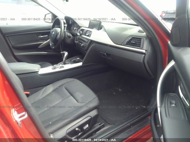 Photo 4 VIN: WBA3C3C50FK203638 - BMW 3 