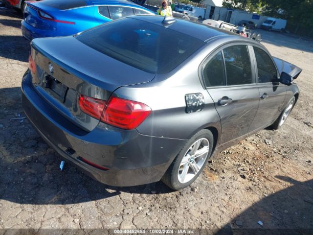 Photo 3 VIN: WBA3C3C50FP663837 - BMW 320I 