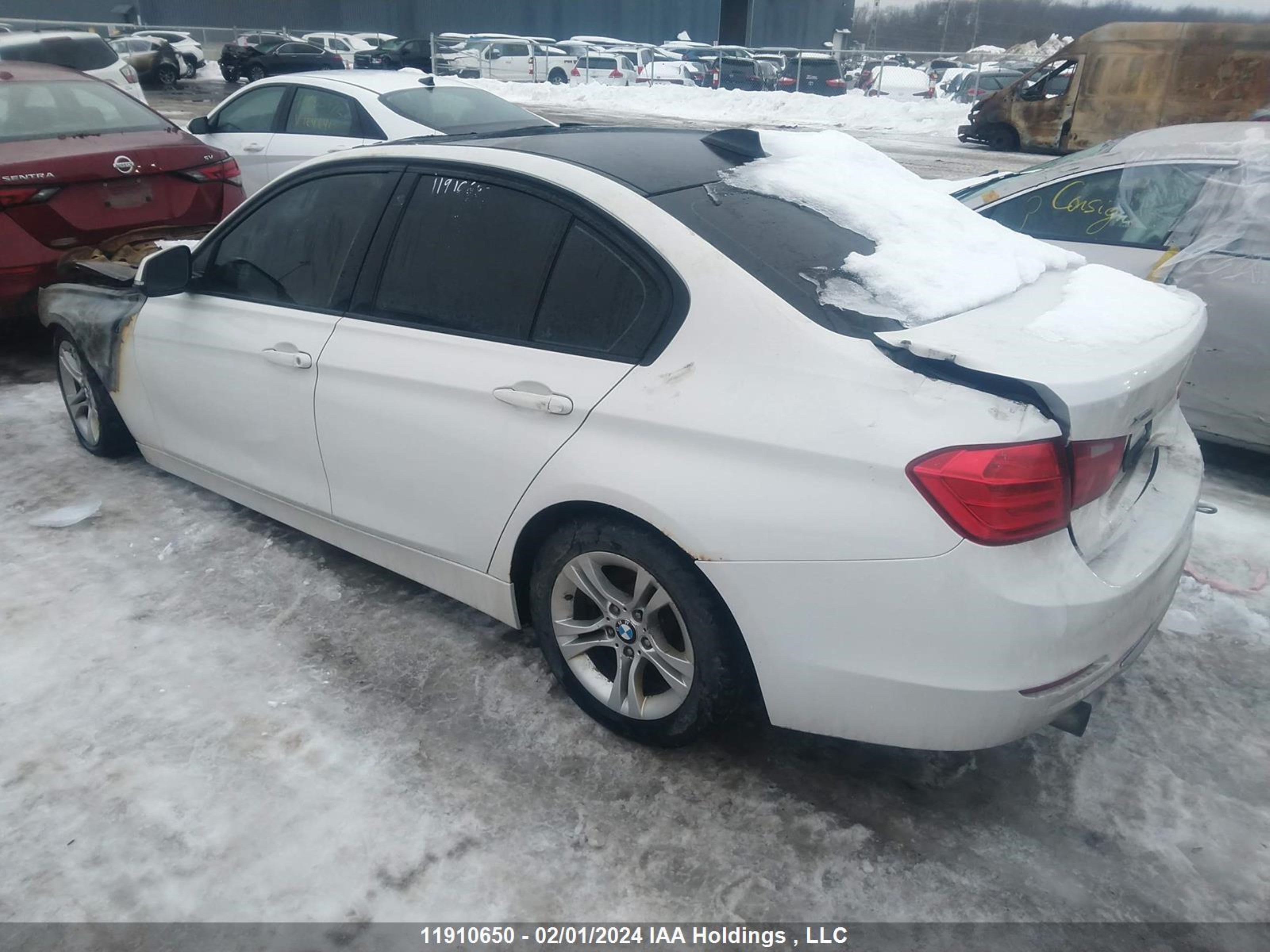 Photo 2 VIN: WBA3C3C51DF980108 - BMW 3ER 