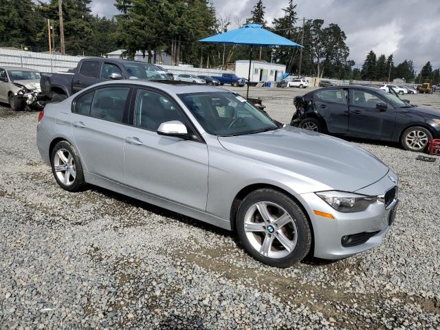 Photo 3 VIN: WBA3C3C51EF984578 - BMW 320 I XDRI 