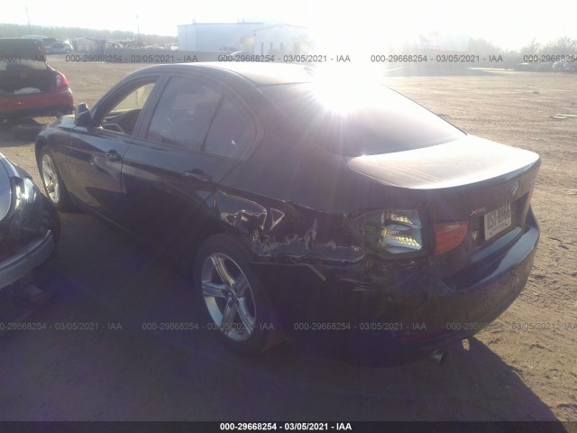 Photo 2 VIN: WBA3C3C52FK203284 - BMW 3 