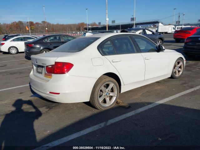 Photo 3 VIN: WBA3C3C53EK200053 - BMW 320I 