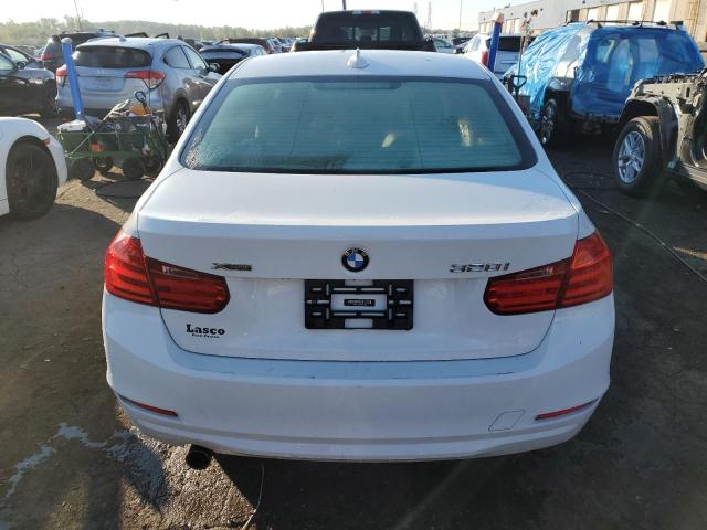 Photo 5 VIN: WBA3C3C53FP663640 - BMW 320 I XDRI 