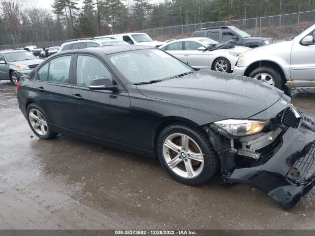 Photo 0 VIN: WBA3C3C54DF980555 - BMW 320I 