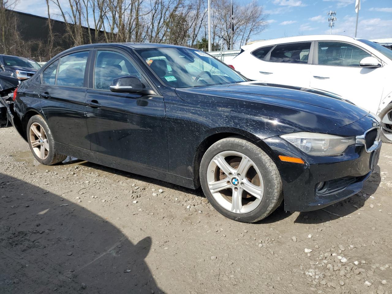 Photo 3 VIN: WBA3C3C54DF981902 - BMW 3ER 