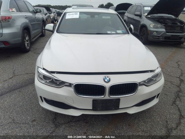 Photo 5 VIN: WBA3C3C54EPV90048 - BMW 3 