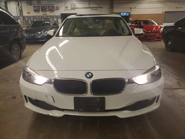 Photo 4 VIN: WBA3C3C55DF980659 - BMW 320 I XDRI 