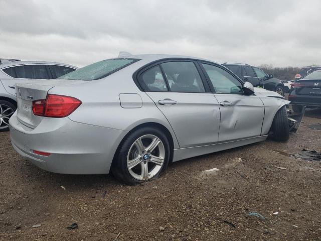 Photo 2 VIN: WBA3C3C55DF980838 - BMW 320 I XDRI 