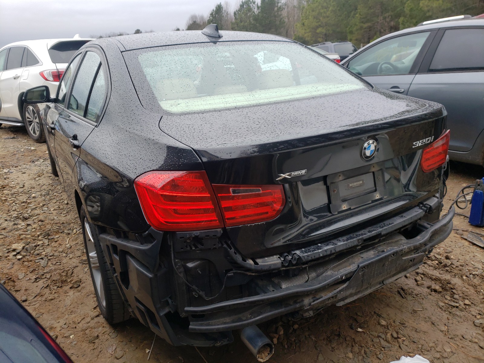 Photo 2 VIN: WBA3C3C55DF982217 - BMW 3ER 