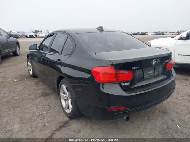 Photo 2 VIN: WBA3C3C55EF983269 - BMW 320I 