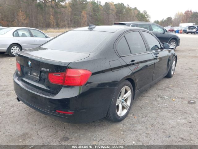 Photo 3 VIN: WBA3C3C55EF983269 - BMW 320I 