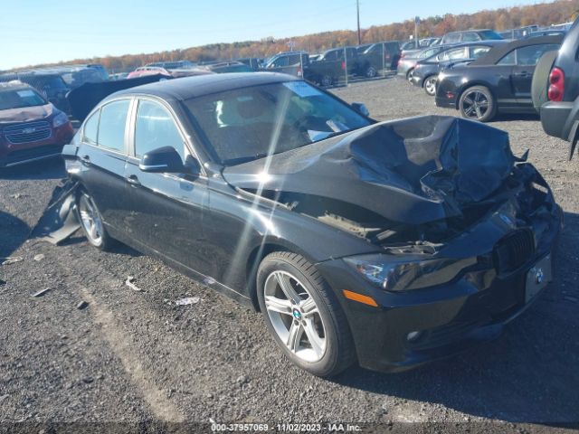 Photo 0 VIN: WBA3C3C55FK200847 - BMW 320I 