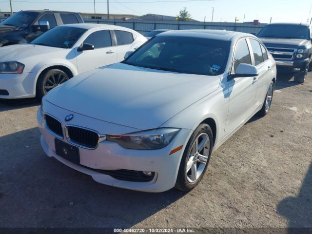 Photo 1 VIN: WBA3C3C55FK201271 - BMW 320I 