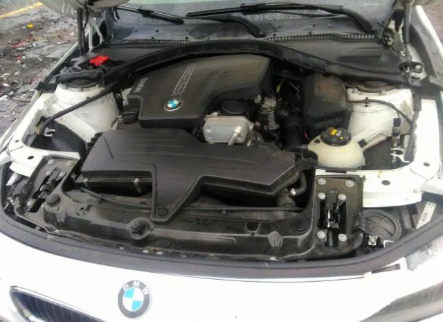 Photo 9 VIN: WBA3C3C55FK202792 - BMW 320I 