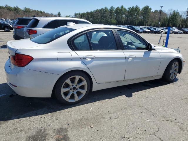 Photo 2 VIN: WBA3C3C56DF983120 - BMW 3 SERIES 