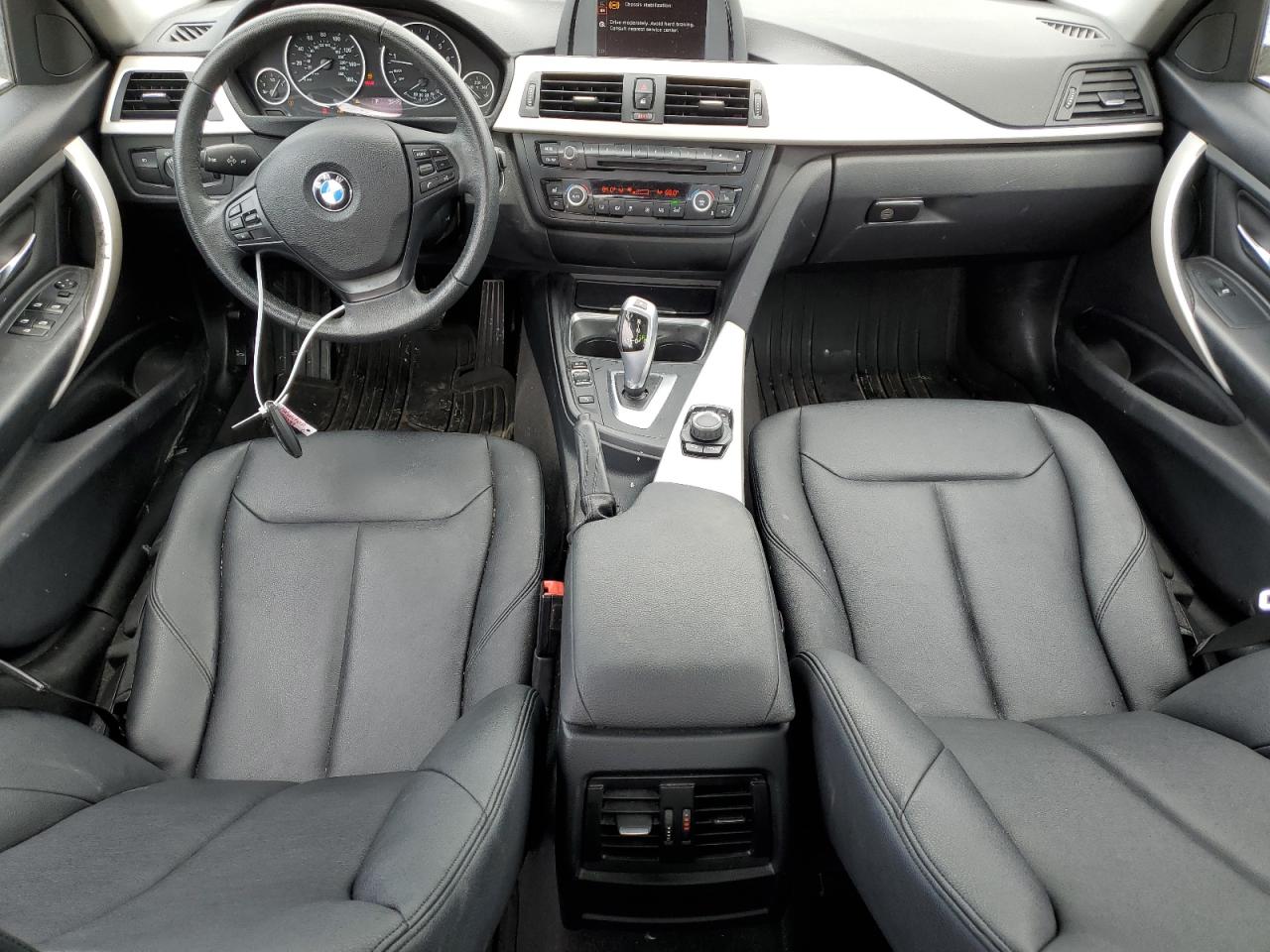 Photo 7 VIN: WBA3C3C56EP661170 - BMW 3ER 