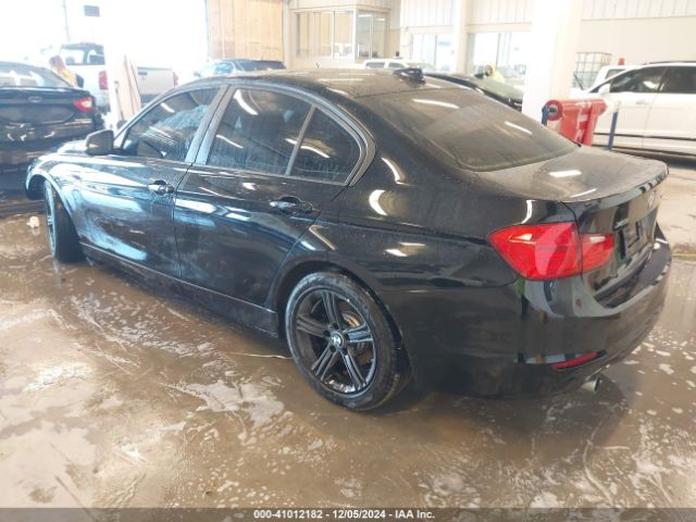 Photo 2 VIN: WBA3C3C56FK203031 - BMW 320I 