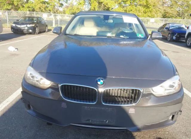 Photo 5 VIN: WBA3C3C56FP663695 - BMW 3 SERIES 