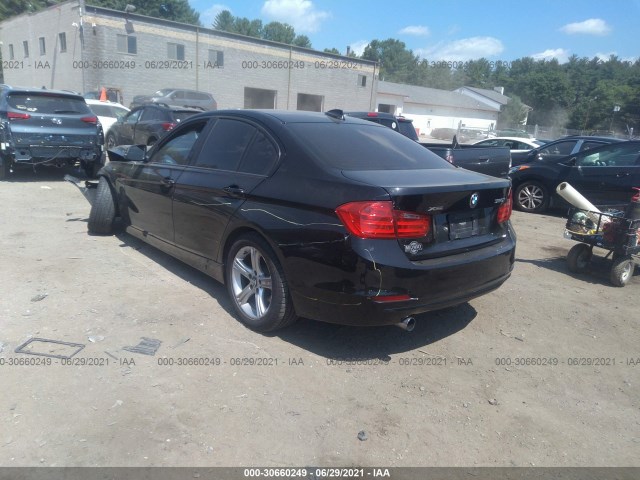 Photo 2 VIN: WBA3C3C57EPV90979 - BMW 3 