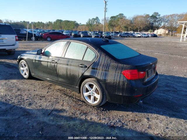 Photo 2 VIN: WBA3C3C58DF980591 - BMW 320I 