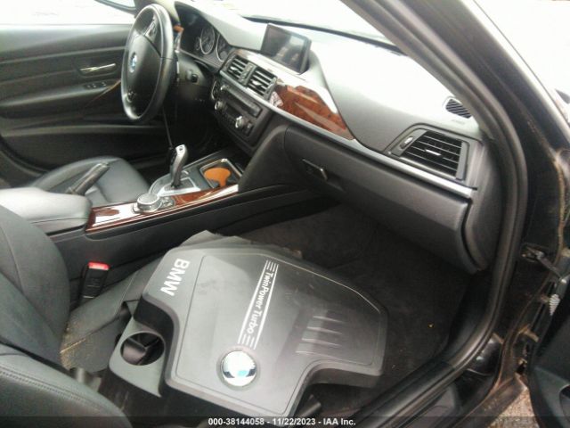 Photo 4 VIN: WBA3C3C58FK201474 - BMW 320I 