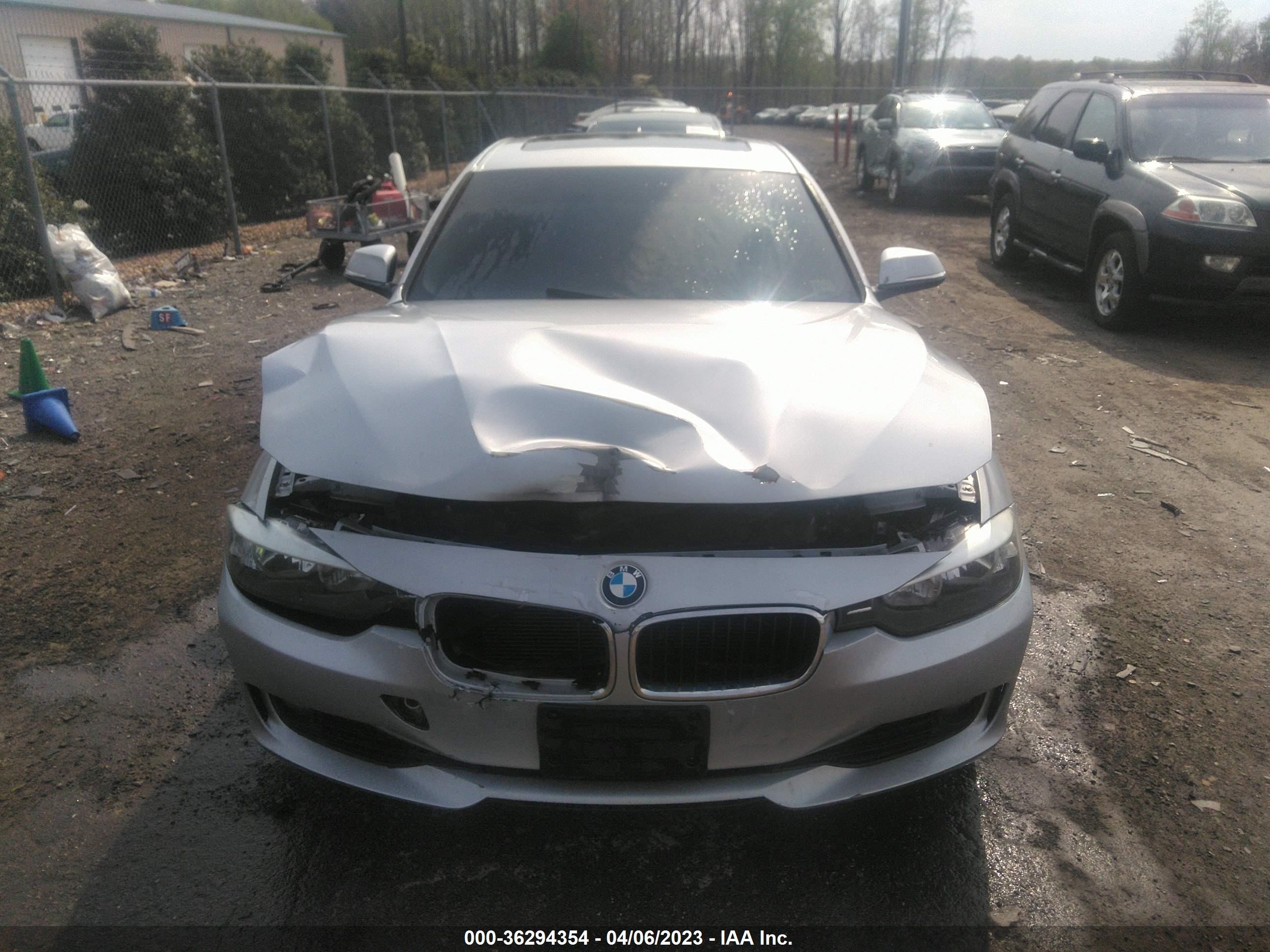 Photo 5 VIN: WBA3C3C59DF982351 - BMW 3ER 