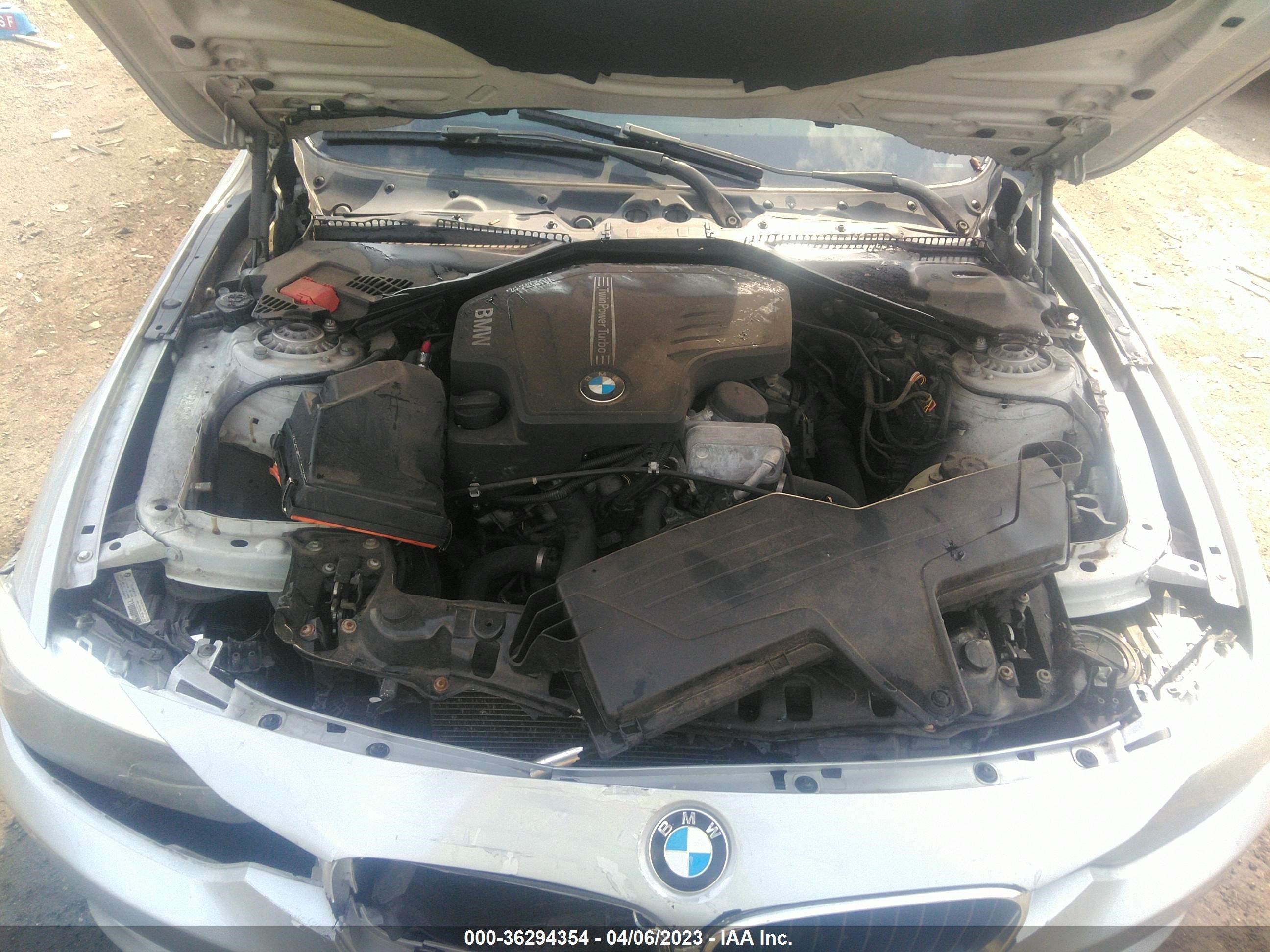 Photo 9 VIN: WBA3C3C59DF982351 - BMW 3ER 