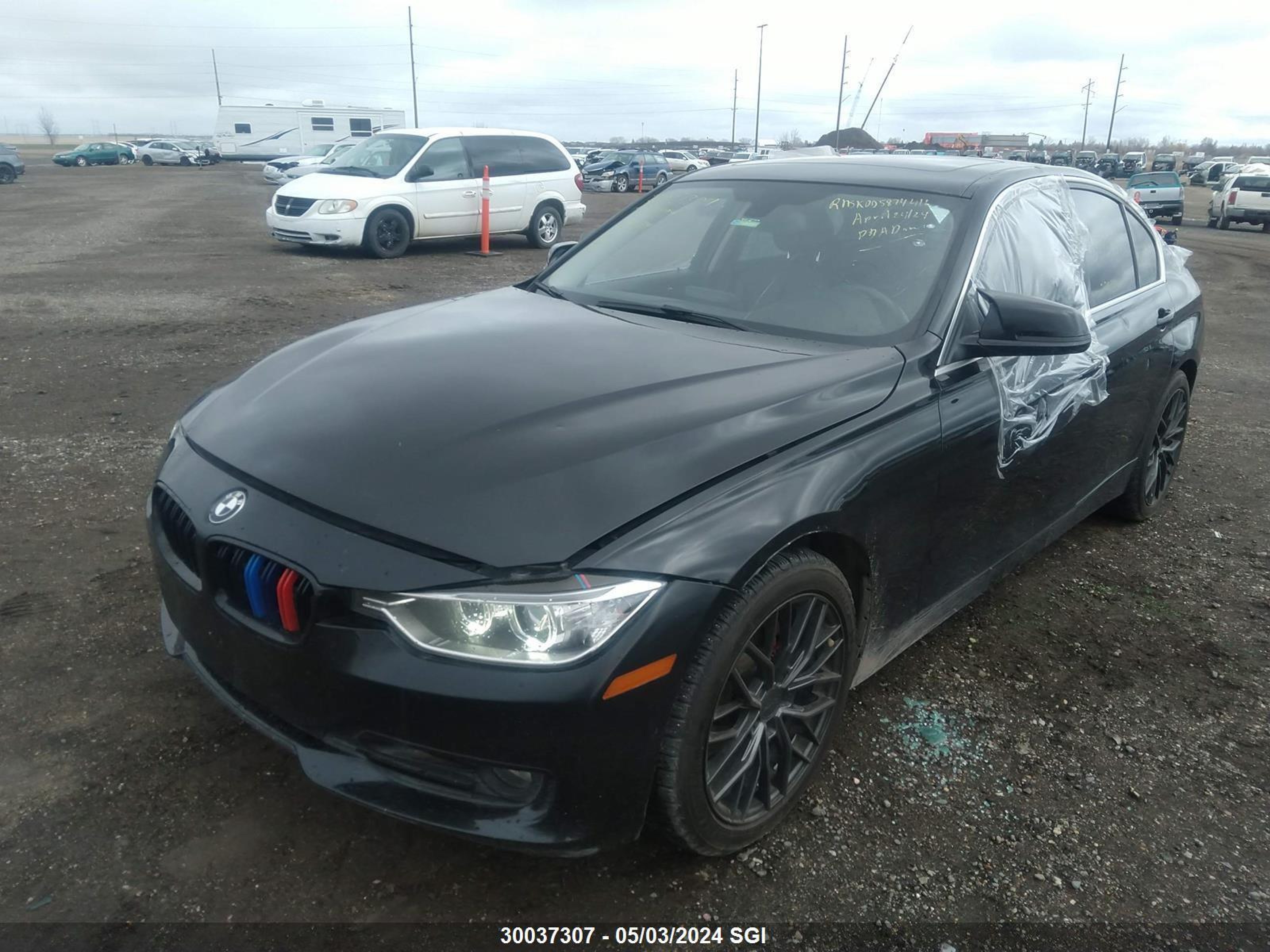 Photo 1 VIN: WBA3C3C59EF987194 - BMW 3ER 