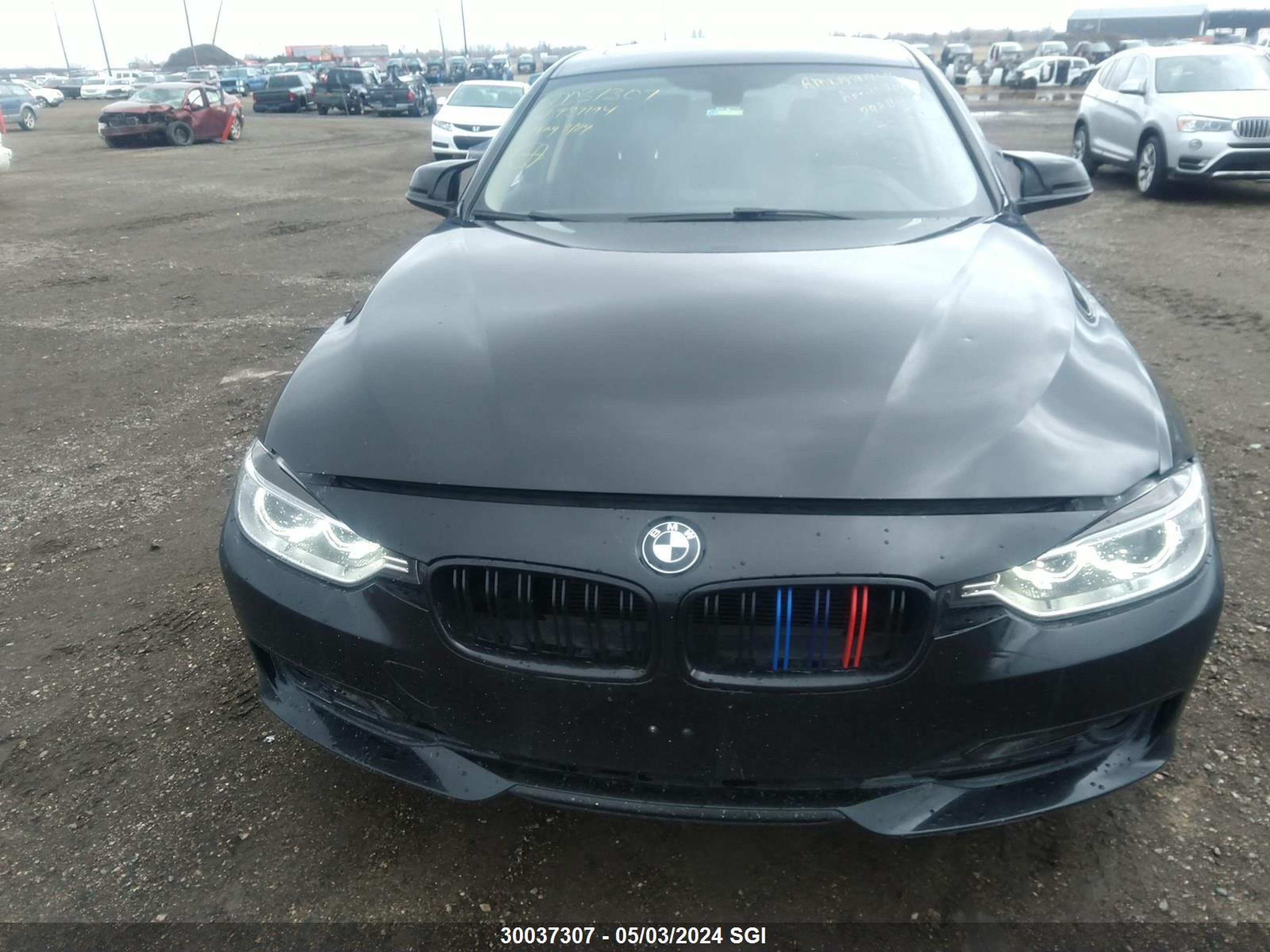 Photo 11 VIN: WBA3C3C59EF987194 - BMW 3ER 