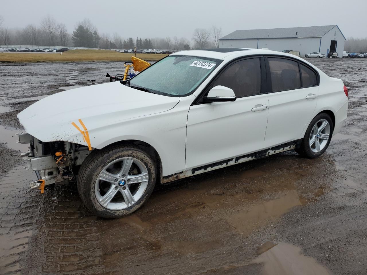 Photo 0 VIN: WBA3C3C59FP664727 - BMW 320I XDRIVE 