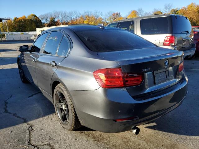 Photo 2 VIN: WBA3C3C59FP665019 - BMW 320I 