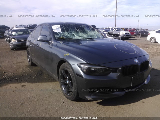 Photo 0 VIN: WBA3C3C5XEF983686 - BMW 3 