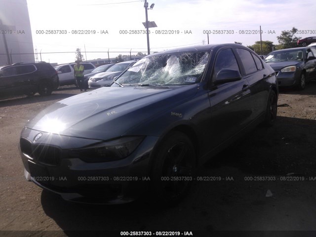 Photo 1 VIN: WBA3C3C5XEF983686 - BMW 3 