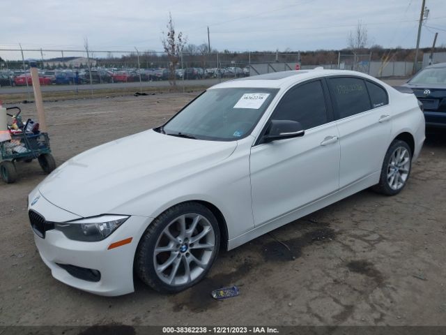 Photo 1 VIN: WBA3C3G50FNS74086 - BMW 320I 