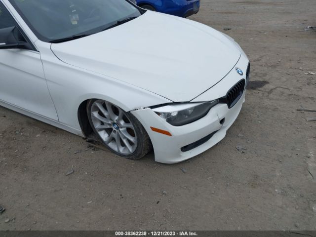 Photo 5 VIN: WBA3C3G50FNS74086 - BMW 320I 