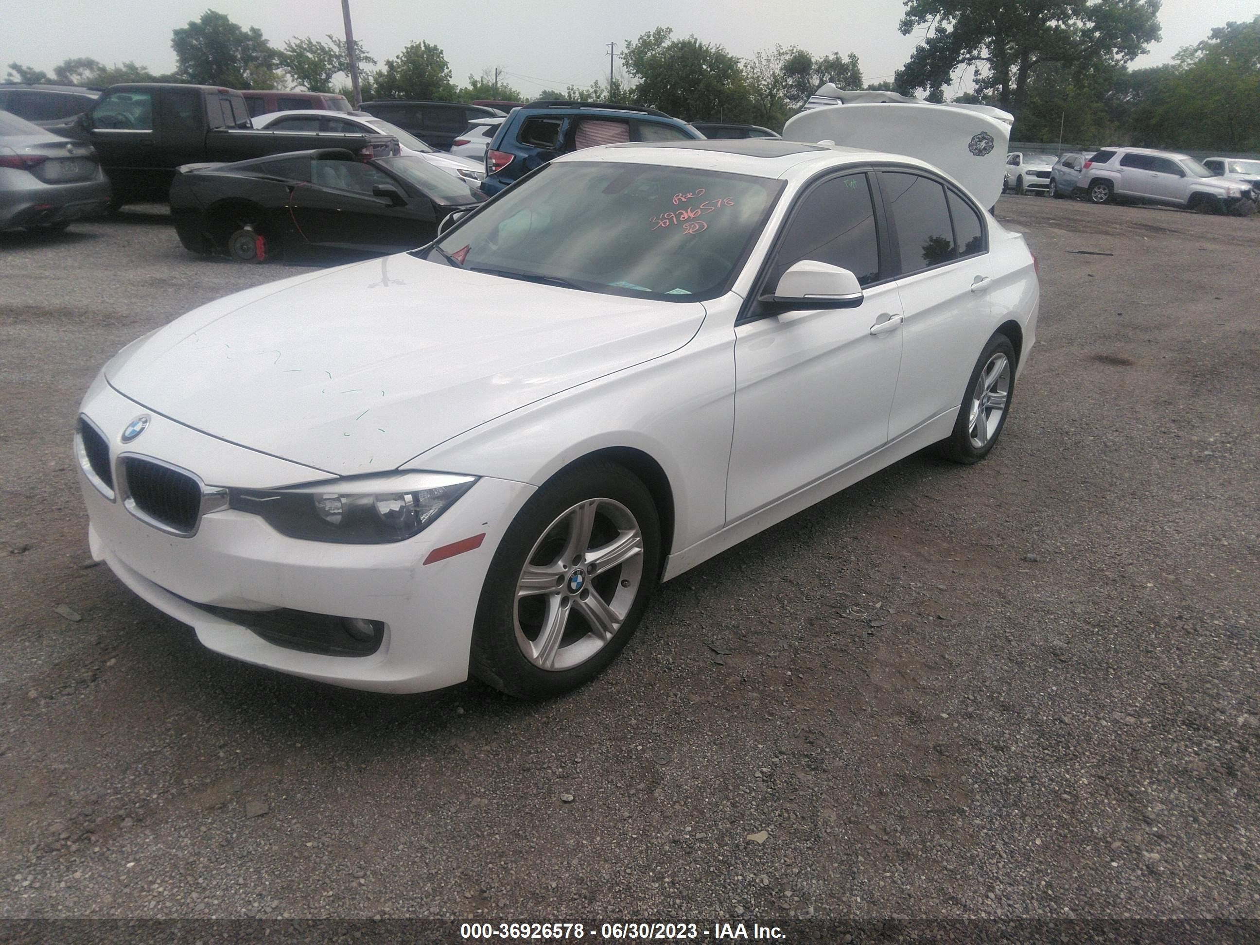 Photo 1 VIN: WBA3C3G50FNS74699 - BMW 3ER 