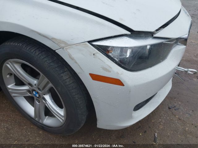 Photo 5 VIN: WBA3C3G51FNS74517 - BMW 320I 