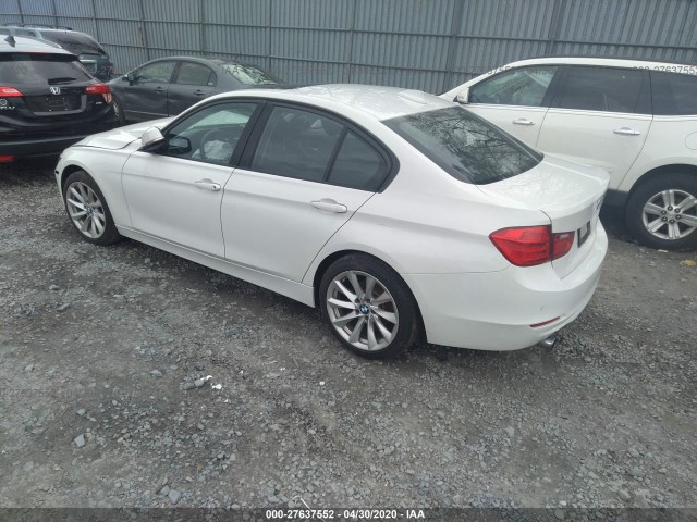 Photo 2 VIN: WBA3C3G51FNT51564 - BMW 3 