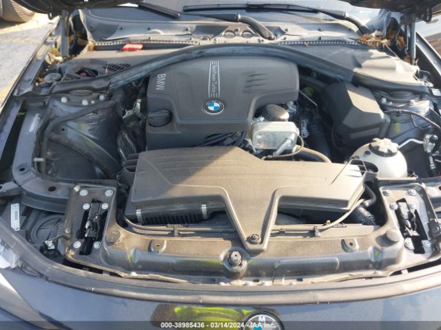 Photo 9 VIN: WBA3C3G51FNT52603 - BMW 320I 