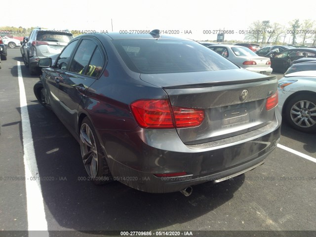 Photo 2 VIN: WBA3C3G52ENS70992 - BMW 3 