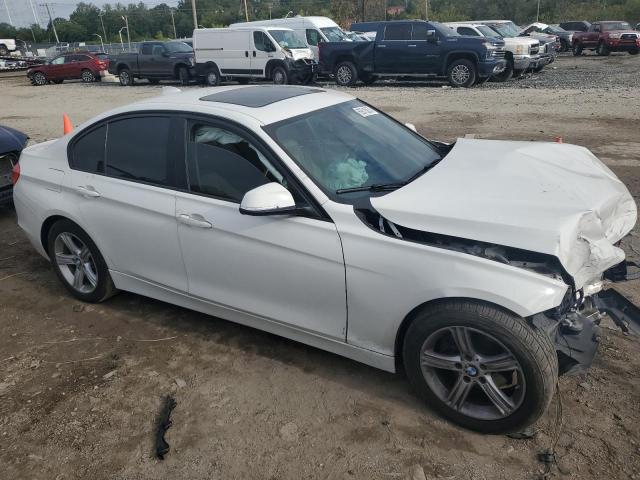 Photo 3 VIN: WBA3C3G52FNS76437 - BMW 3 SERIES 