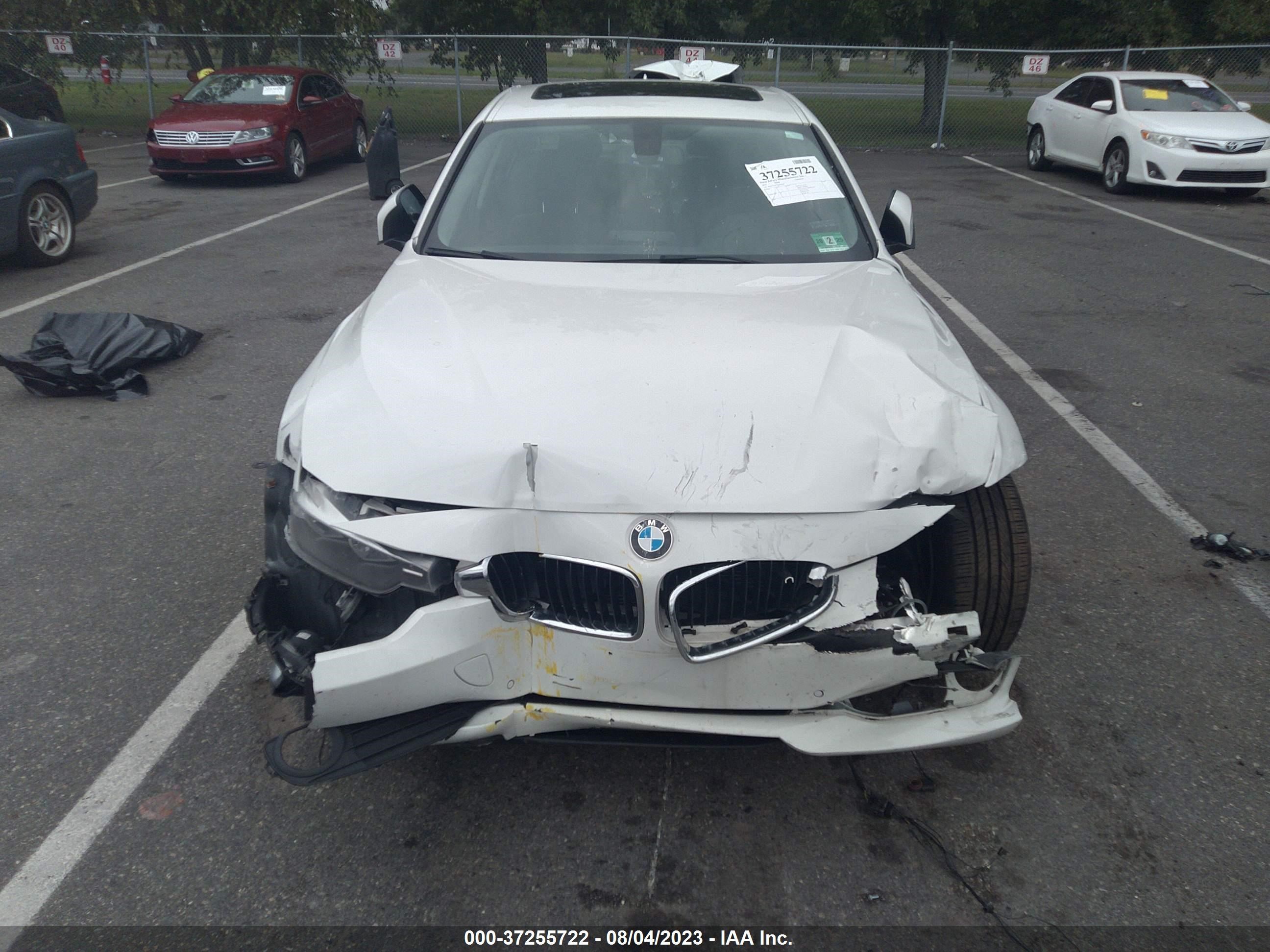 Photo 11 VIN: WBA3C3G53FNS76169 - BMW 3ER 