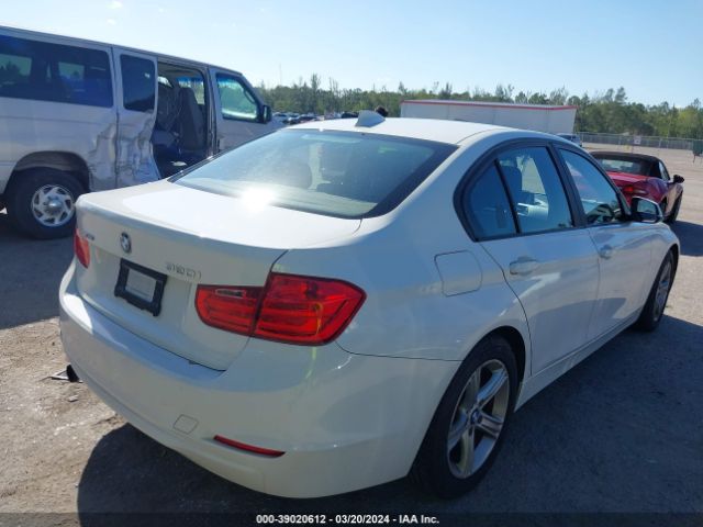 Photo 3 VIN: WBA3C3G54ENS69357 - BMW 320I 