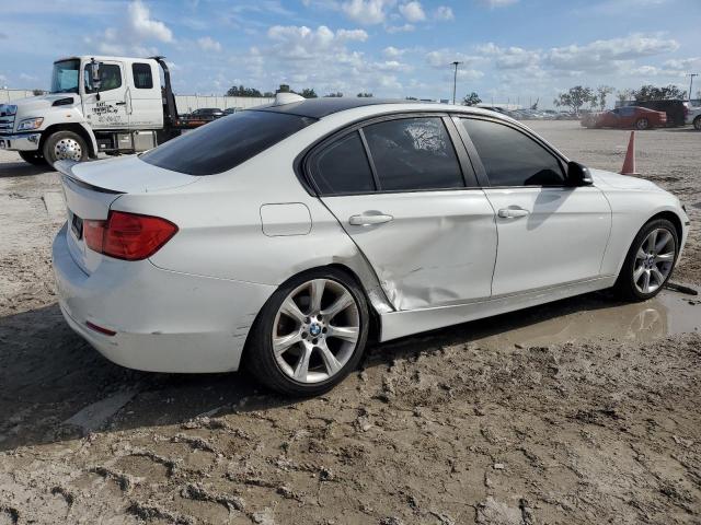 Photo 2 VIN: WBA3C3G54ENS72114 - BMW 320 I XDRI 