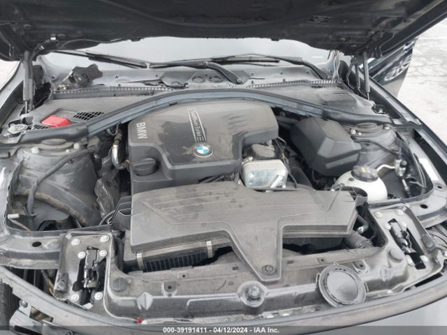 Photo 9 VIN: WBA3C3G54FNS73796 - BMW 320I 