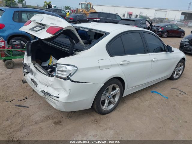 Photo 3 VIN: WBA3C3G54FNS73863 - BMW 320I 