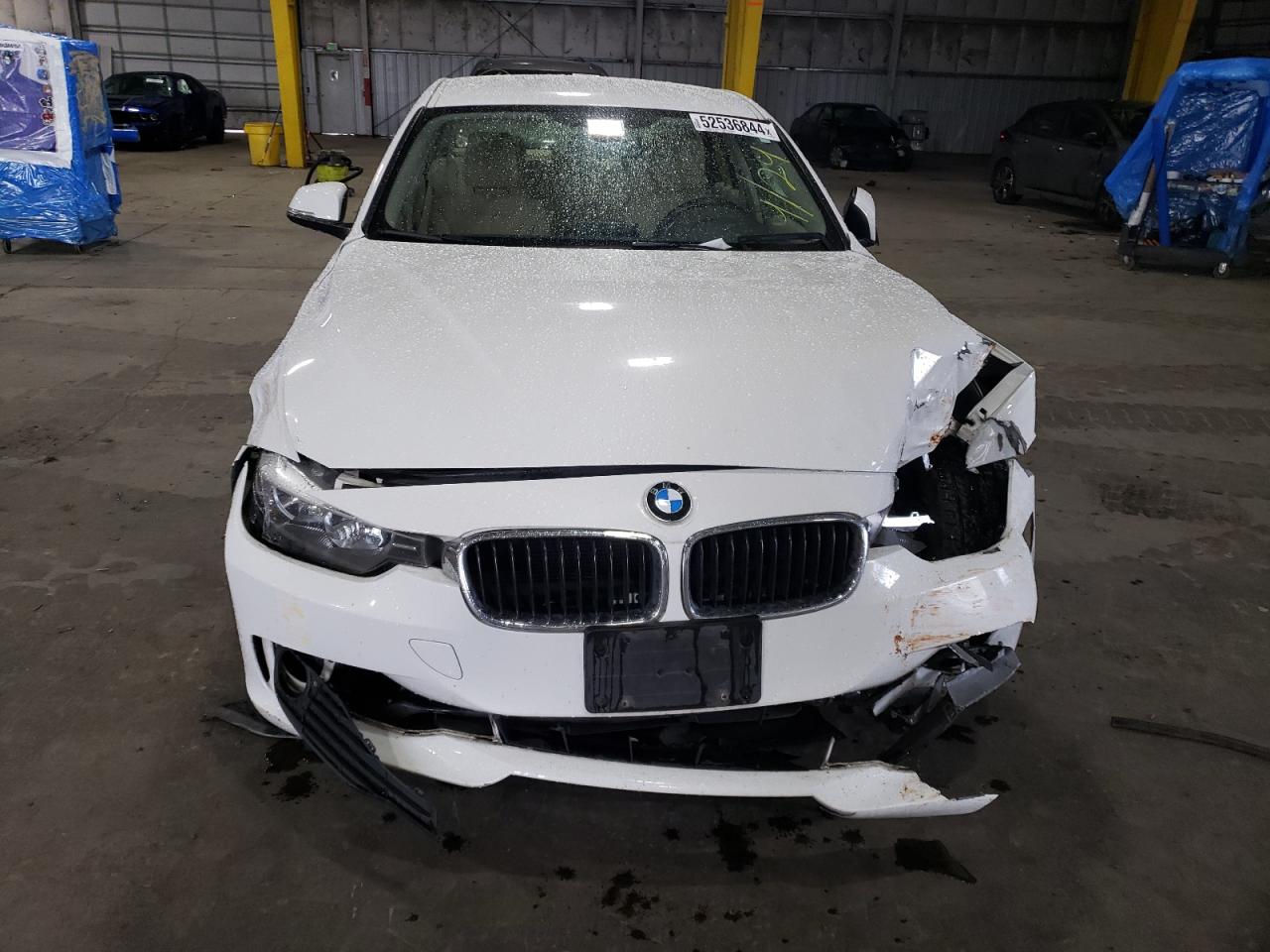 Photo 4 VIN: WBA3C3G54FNT52188 - BMW 3ER 