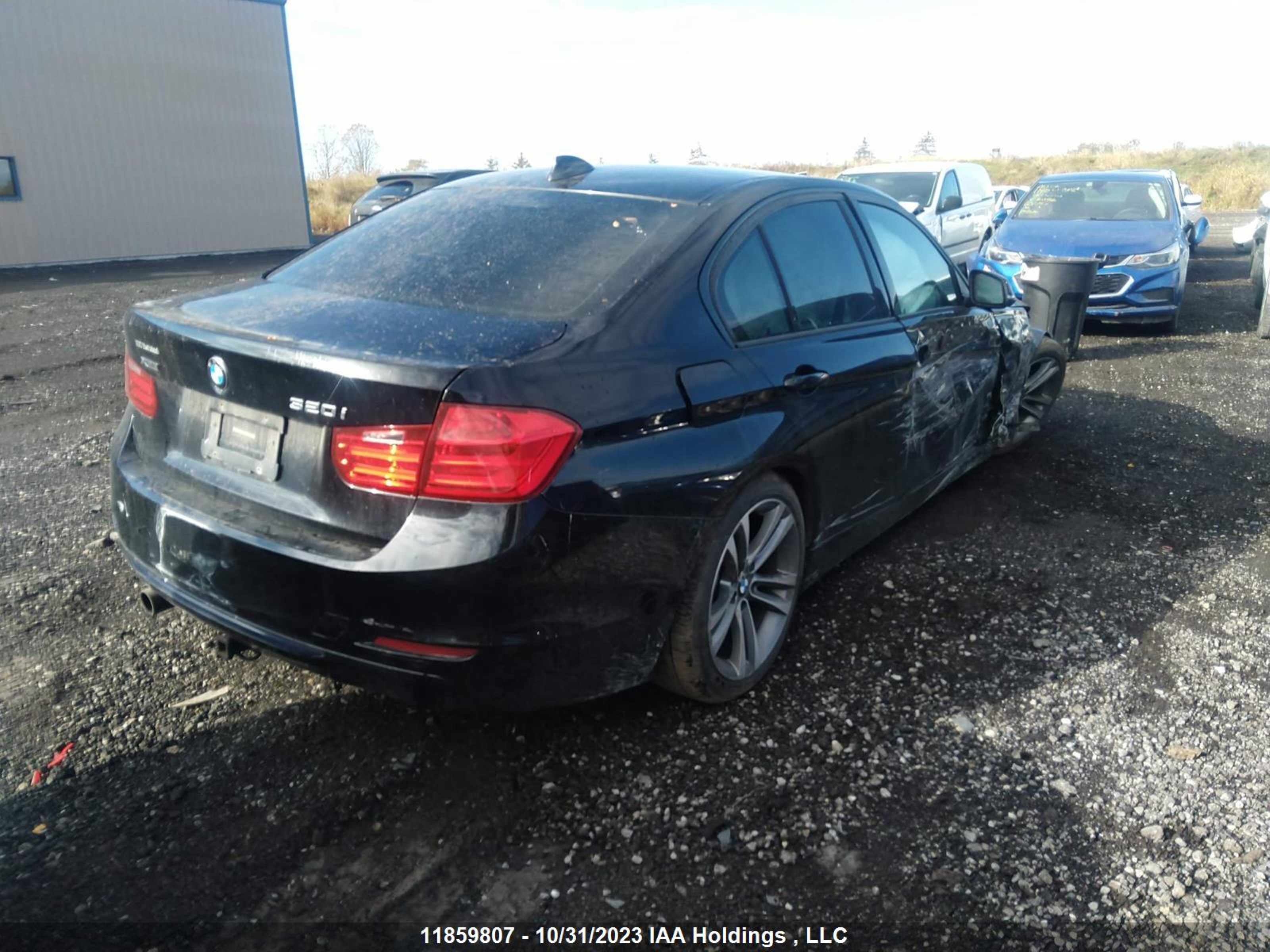 Photo 3 VIN: WBA3C3G55FNS73211 - BMW 3ER 