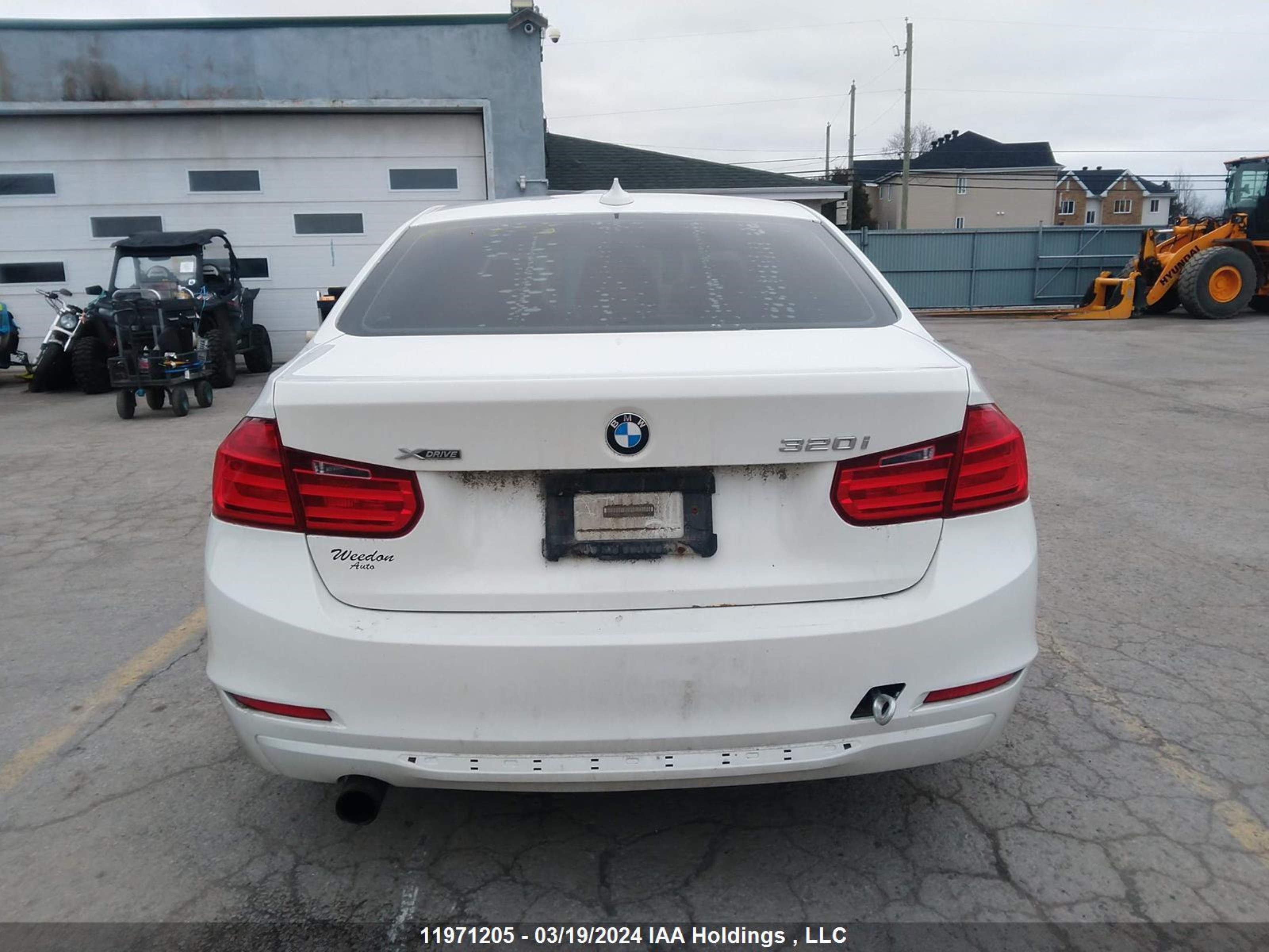 Photo 15 VIN: WBA3C3G56ENS68940 - BMW 3ER 